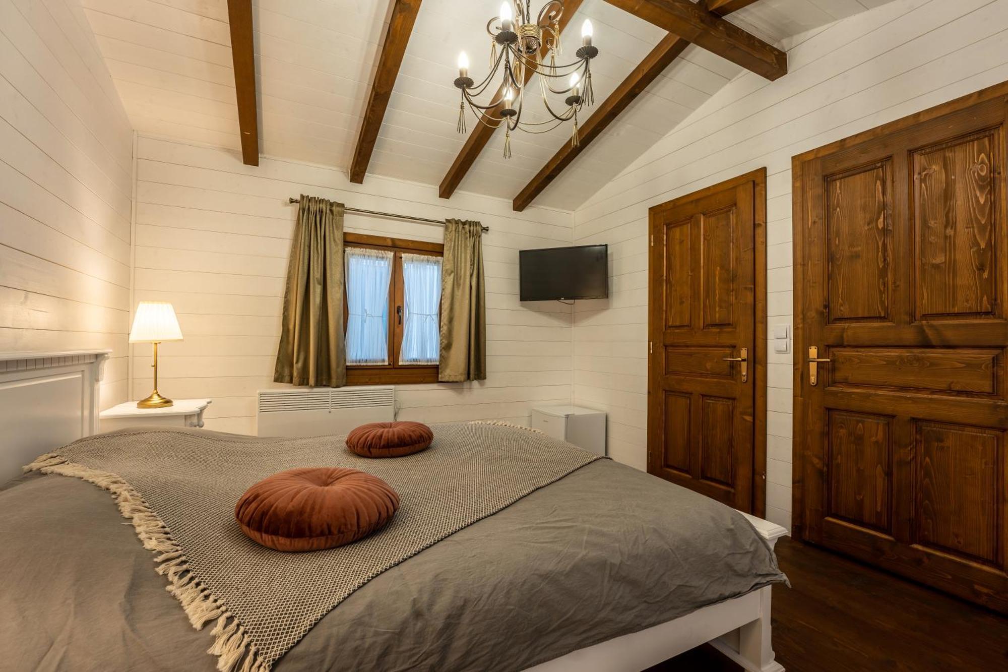 Flori Haus Saschiz Hotel Екстериор снимка