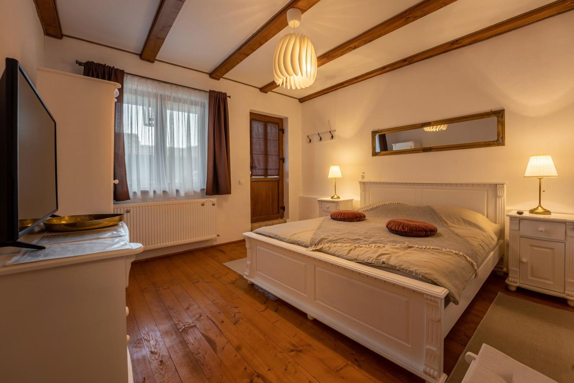 Flori Haus Saschiz Hotel Екстериор снимка